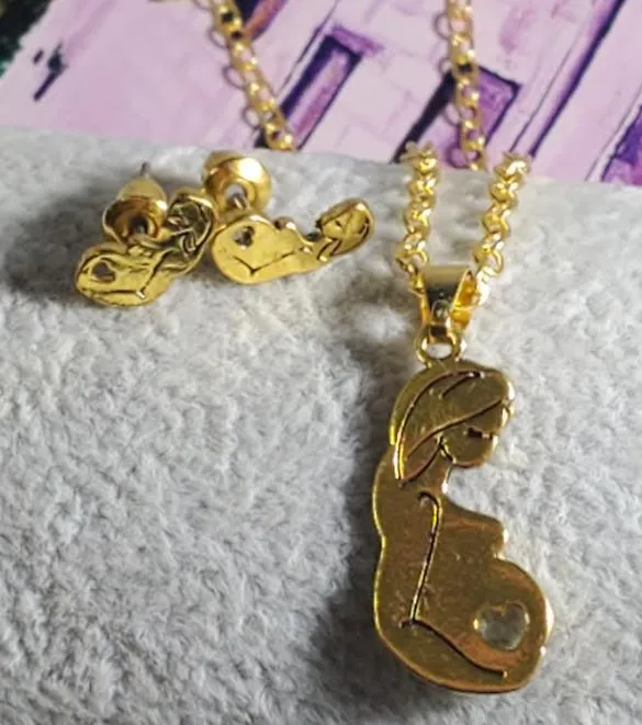Necklaces alice N1636 Gold Expecting Mother Necklace with FREE EARRINGS