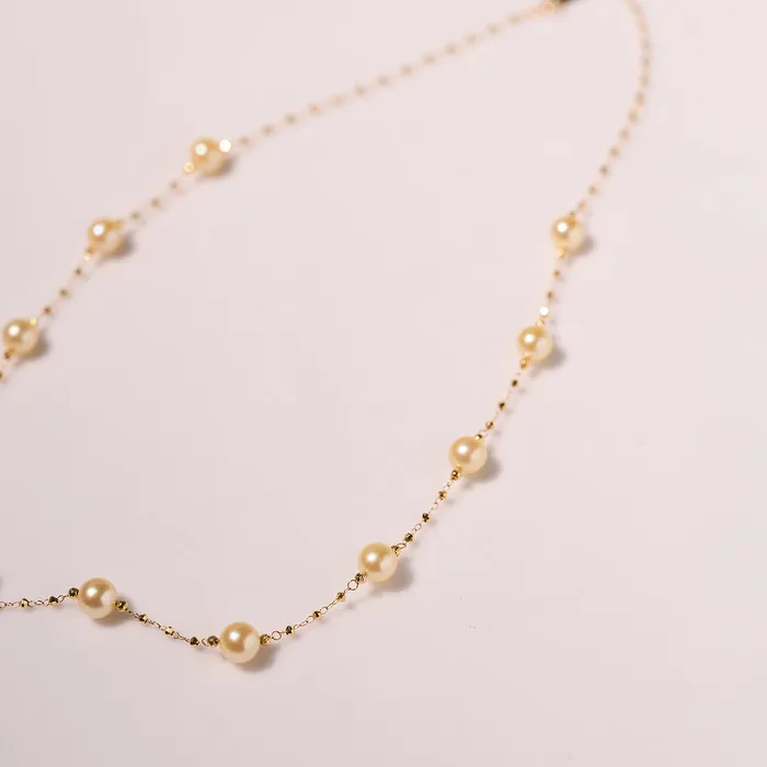 Necklaces Pearly Lustre 18k Solid Gold Golden Akoya Pearl Necklace KN00259