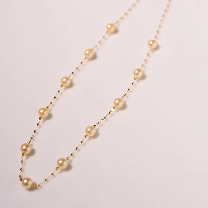 Necklaces Pearly Lustre 18k Solid Gold Golden Akoya Pearl Necklace KN00259