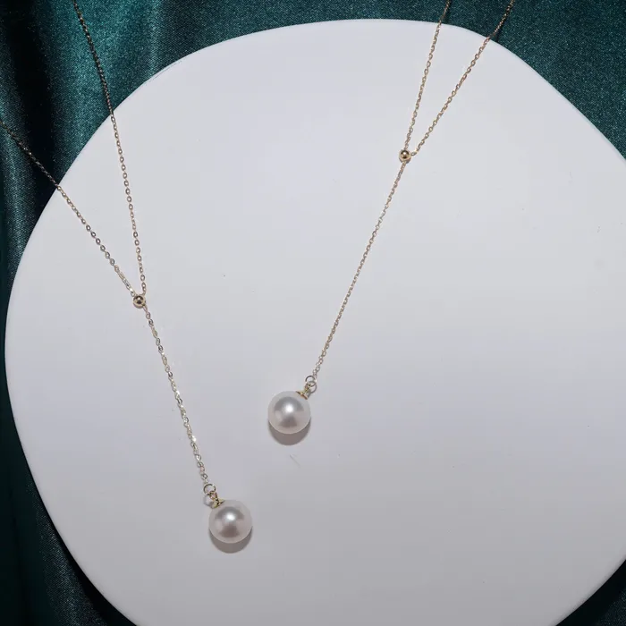 Necklaces Pearly Lustre Elegant Freshwater Pearl Necklace WN00441