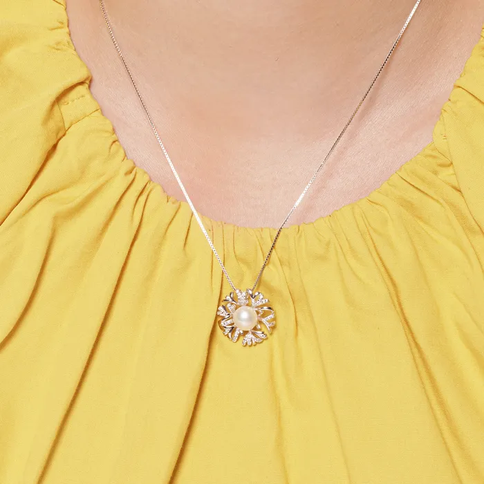 Necklaces Pearly Lustre Top Grade Freshwater Pearl Necklace WN00223 GARDENS