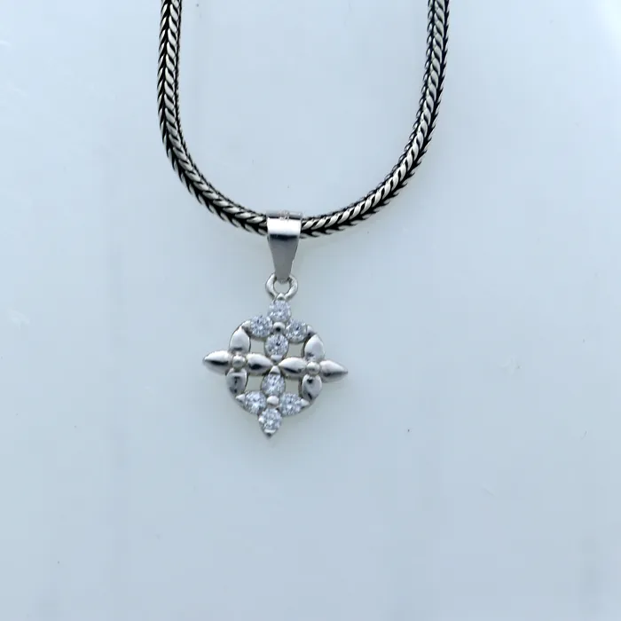 Necklaces TRIBAL ORNAMENTS 925 Sterling silver unique diamond pendant nsp943