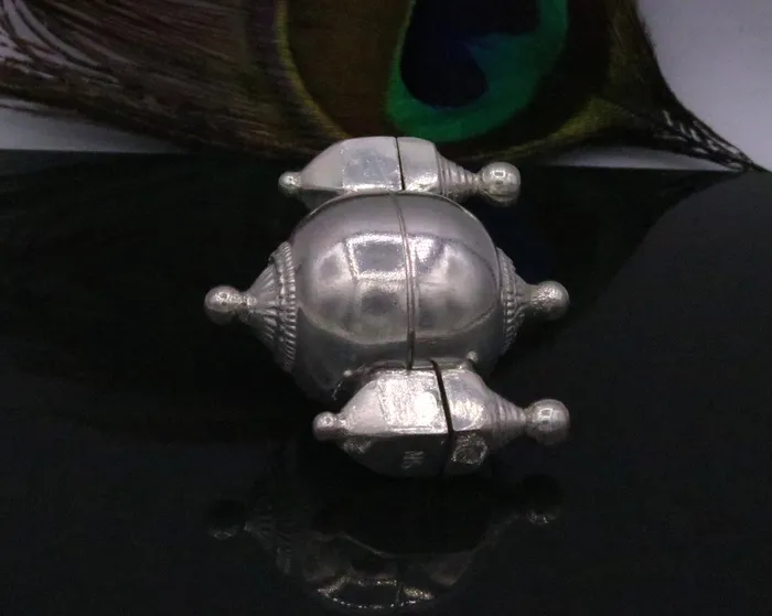 Necklaces TRIBAL ORNAMENTS Vintage antique design rare Indian lord shiva lingam box container box sterling silver pendant jewelry from rajasthan india nsp116