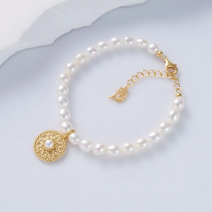 Pearly Lustre Bracelets Asian Civilisations Museum Freshwater Pearl Bracelet WB00239 New Yorker Collection