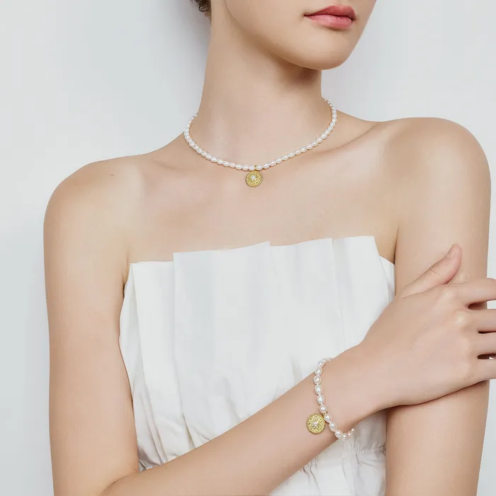 Pearly Lustre Bracelets Asian Civilisations Museum Freshwater Pearl Bracelet WB00239 New Yorker Collection