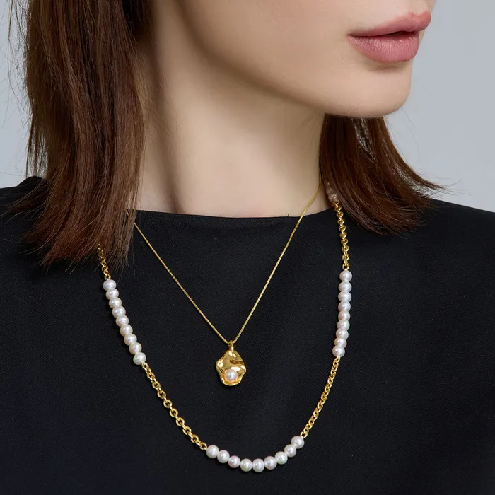 Pearly Lustre Necklaces 55cm Long Freshwater Pearl Necklace WN00466