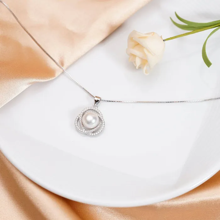 Pearly Lustre Necklaces Elegant Freshwater Pearl Necklace WN00082