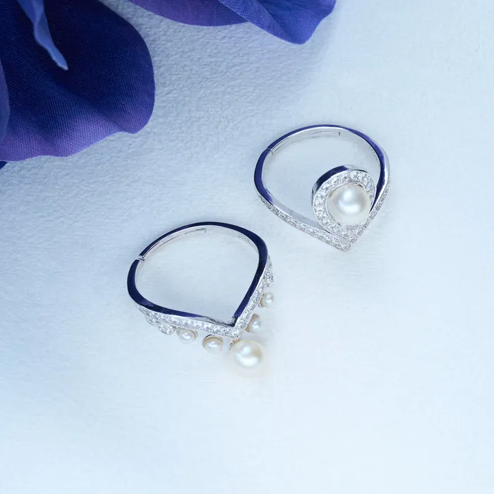 Pearly Lustre Rings Elegant Freshwater Pearl Duo Ring WR00012