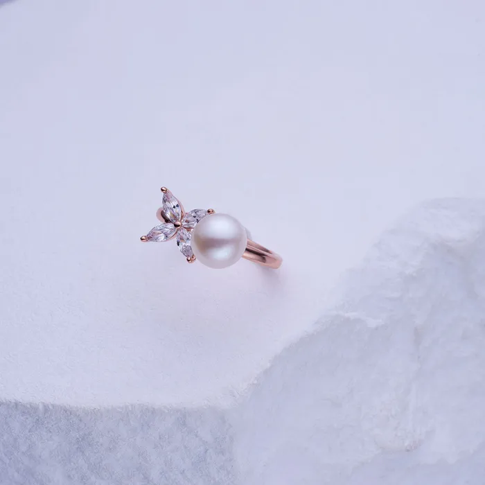 Pearly Lustre Rings Top Grade Freshwater Pearl Ring WR00289 EVERLEAF
