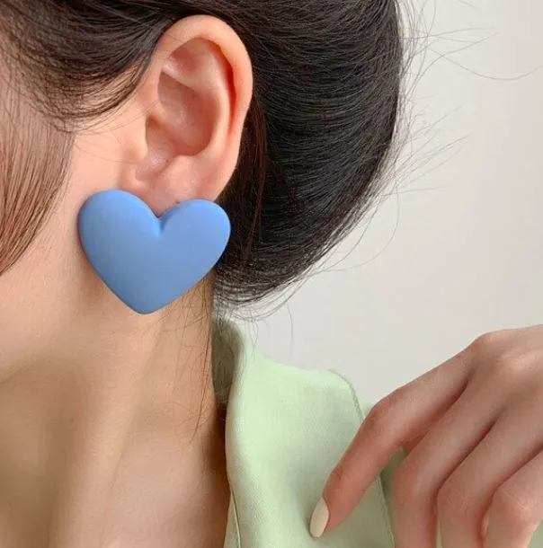 POLLY E1827 Royal Blue Heart Earrings Earrings