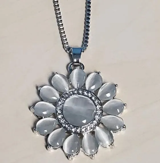 polly Necklaces N1649 Silver Moonstone Rhinestone Flower Necklace with FREE Earrings polly Necklaces N1649 Silver Moonstone Rhinestone Flower Necklace with FREE Earrings
