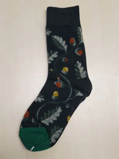 POLLY SF961 Green Leaves with Acorns Floral Socks Rings
