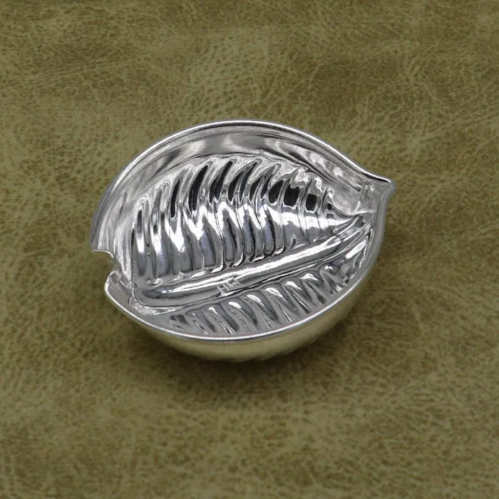 Rings 925 sterling silver handcrafted design tilak bowl sindur bowl kesar chandan saffron sandal bowl puja utensils home temple article su175 TRIBAL ORNAMENTS Rings 925 sterling silver handcrafted design tilak bowl sindur bowl kesar chandan saffron sandal bowl puja utensils home temple article su175 TRIBAL ORNAMENTS