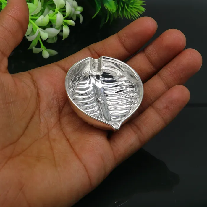 Rings 925 sterling silver handcrafted design tilak bowl sindur bowl kesar chandan saffron sandal bowl puja utensils home temple article su175 TRIBAL ORNAMENTS Rings 925 sterling silver handcrafted design tilak bowl sindur bowl kesar chandan saffron sandal bowl puja utensils home temple article su175 TRIBAL ORNAMENTS