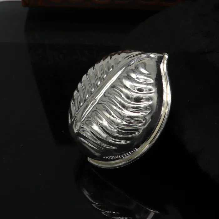 Rings 925 sterling silver handcrafted design tilak bowl sindur bowl kesar chandan saffron sandal bowl puja utensils home temple article su175 TRIBAL ORNAMENTS Rings 925 sterling silver handcrafted design tilak bowl sindur bowl kesar chandan saffron sandal bowl puja utensils home temple article su175 TRIBAL ORNAMENTS