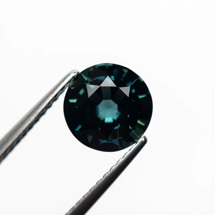 Rings Misfit Gems 209ct 777x770x471mm Round Brilliant Sapphire 2096010