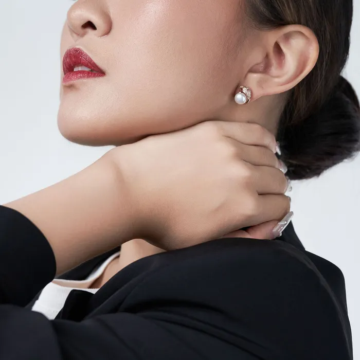 Top Lustre Leopard Freshwater Pearl Earrings WE00532 SAFARI Pearly Lustre Earrings