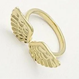 TR53 Gold Wings Toe Ring 01 Rings
