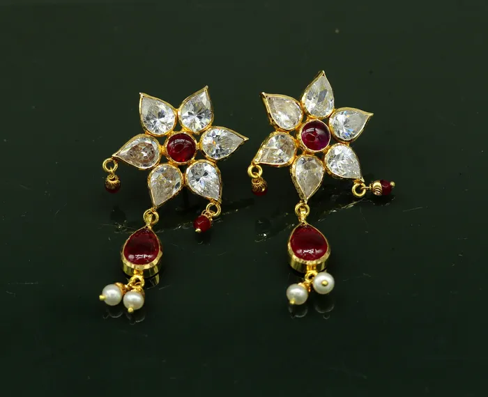 TRIBAL ORNAMENTS 22kt yellow gold handmade gorgeous stud earring excellent stylish wedding bridesmaid customized stud earring personalized jewelry from india Earrings