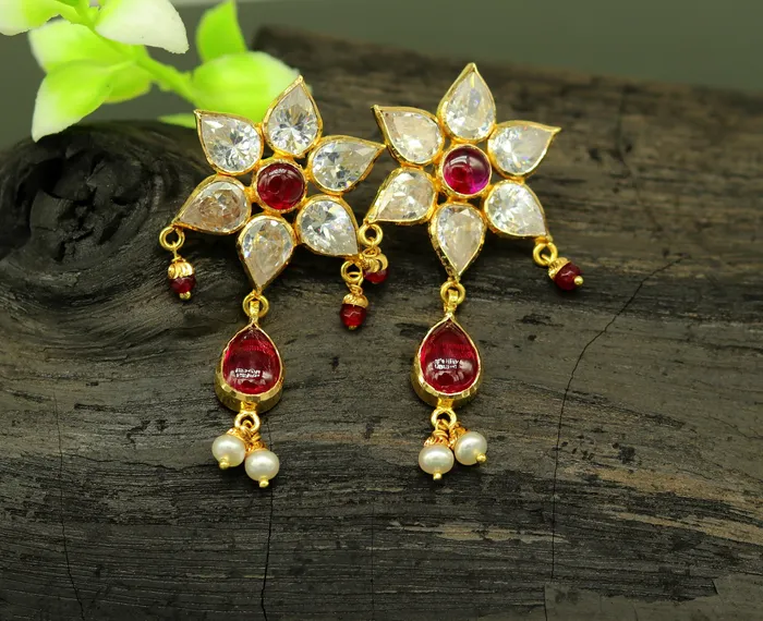 TRIBAL ORNAMENTS 22kt yellow gold handmade gorgeous stud earring excellent stylish wedding bridesmaid customized stud earring personalized jewelry from india Earrings