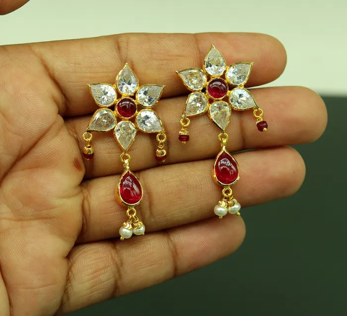 TRIBAL ORNAMENTS 22kt yellow gold handmade gorgeous stud earring excellent stylish wedding bridesmaid customized stud earring personalized jewelry from india Earrings