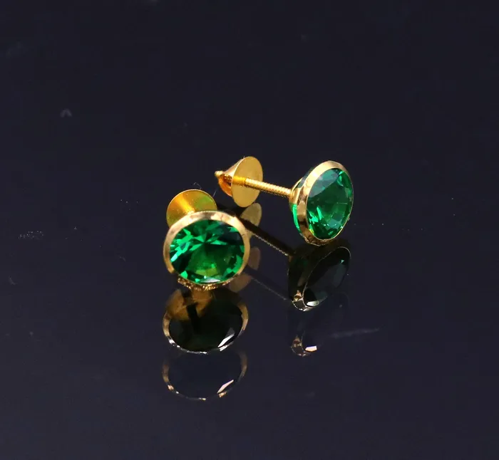 TRIBAL ORNAMENTS Earrings Genuine 18k yellow gold handmade fabulous green stone excellent antique vintage design stud earrings pair unisex jewelry er86