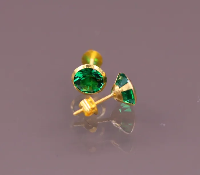 TRIBAL ORNAMENTS Earrings Genuine 18k yellow gold handmade fabulous green stone excellent antique vintage design stud earrings pair unisex jewelry er86