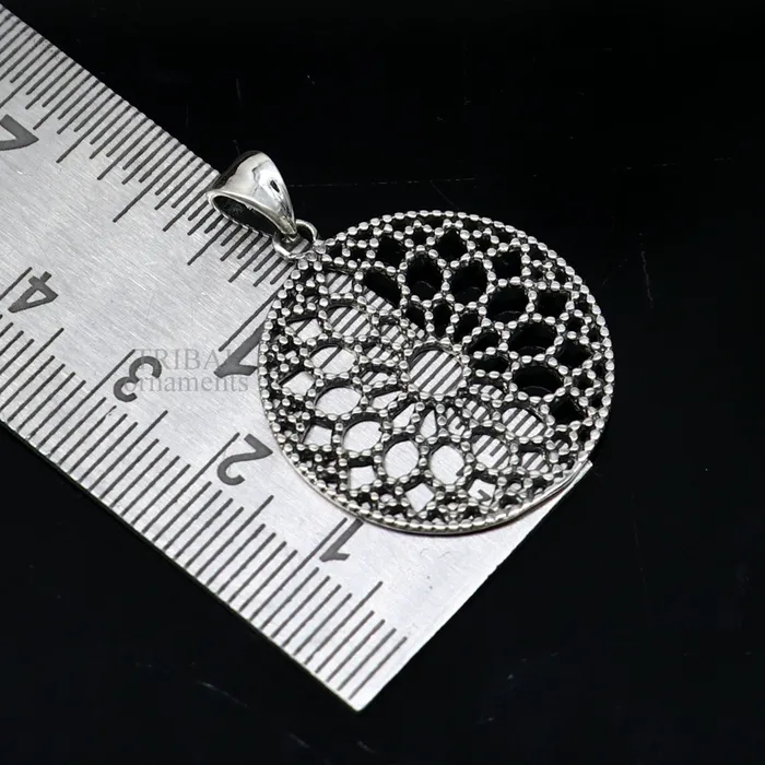 TRIBAL ORNAMENTS Necklaces 925 sterling silver handmade stylish round floral design small pendant best gifting jewelry from india ssp1600