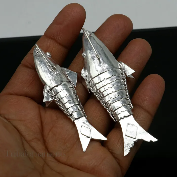 TRIBAL ORNAMENTS Necklaces Solid silver handmade silver fish Lord vishnu avatar Matsya Silver Puja Fish For Prosperity And Good Luck best collectible art su561 TRIBAL ORNAMENTS Necklaces Solid silver handmade silver fish Lord vishnu avatar Matsya Silver Puja Fish For Prosperity And Good Luck best collectible art su561