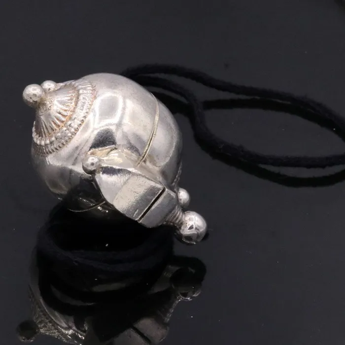 TRIBAL ORNAMENTS Necklaces Sterling silver vintage design silver Lord shiva pendant to hold shiva lingam mantra box prayer box tribal stylish custom jewelry sa06 TRIBAL ORNAMENTS Necklaces Sterling silver vintage design silver Lord shiva pendant to hold shiva lingam mantra box prayer box tribal stylish custom jewelry sa06
