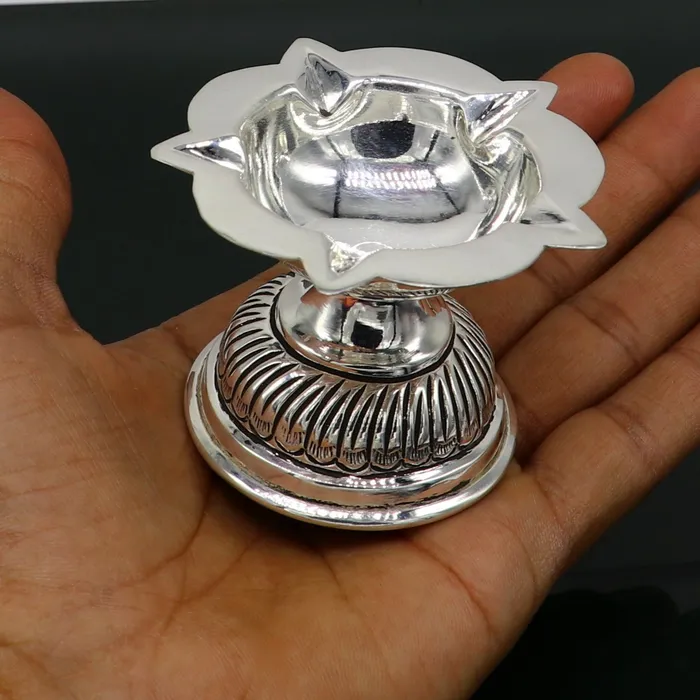 TRIBAL ORNAMENTS Rings 925 pure sterling silver chitai work kandrai work design oil lamp silver Deepak silver temple article puja utensils art figurine su142 TRIBAL ORNAMENTS Rings 925 pure sterling silver chitai work kandrai work design oil lamp silver Deepak silver temple article puja utensils art figurine su142