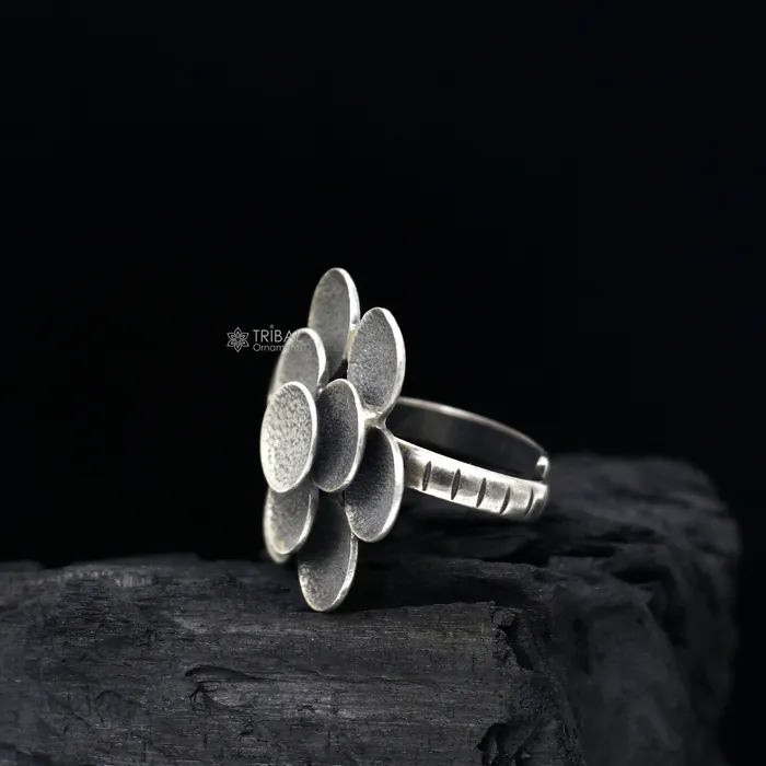 TRIBAL ORNAMENTS Rings 925 Sterling silver Indian Cultural design handmade silver vintage flower style adjustable ring indian tribal belly dance jewelry sr398 TRIBAL ORNAMENTS Rings 925 Sterling silver Indian Cultural design handmade silver vintage flower style adjustable ring indian tribal belly dance jewelry sr398