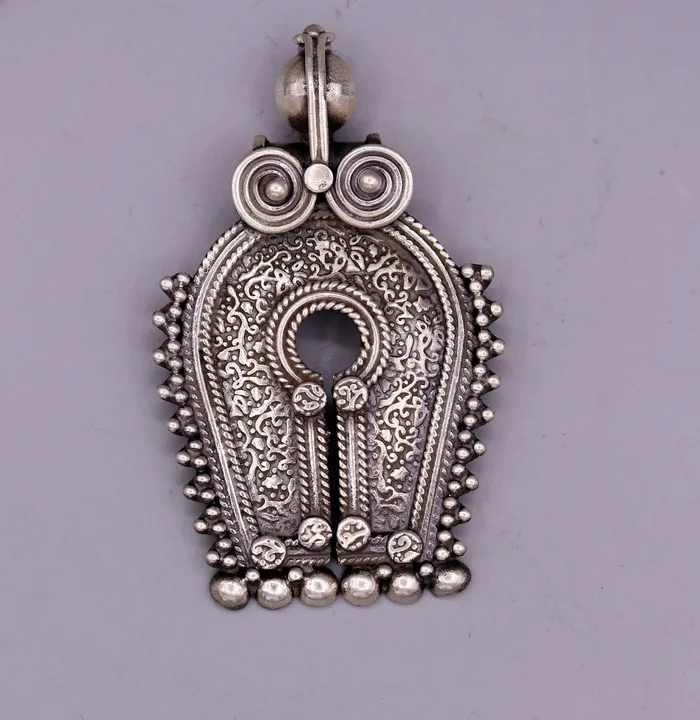 TRIBAL ORNAMENTS Rings 925 sterling silver solid chitai work vintage antique design handmade pedant gorgeous tribal jewelry from india nsp259