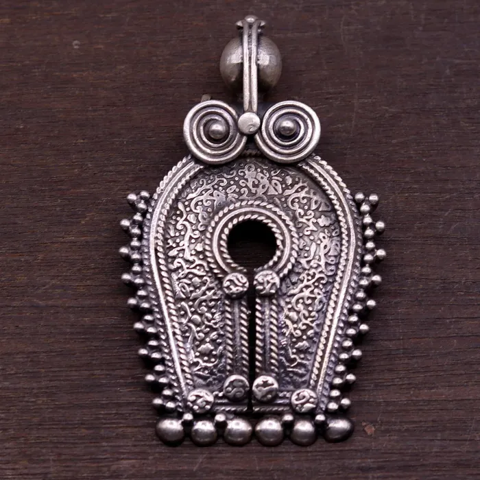 TRIBAL ORNAMENTS Rings 925 sterling silver solid chitai work vintage antique design handmade pedant gorgeous tribal jewelry from india nsp259
