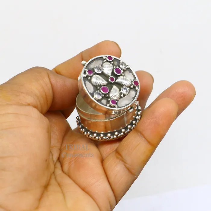 TRIBAL ORNAMENTS Rings 925 sterling silver Stunning stone work design cz stone trinket box kajal eyeliner box Sindur box brides gift silver box stb745 TRIBAL ORNAMENTS Rings 925 sterling silver Stunning stone work design cz stone trinket box kajal eyeliner box Sindur box brides gift silver box stb745