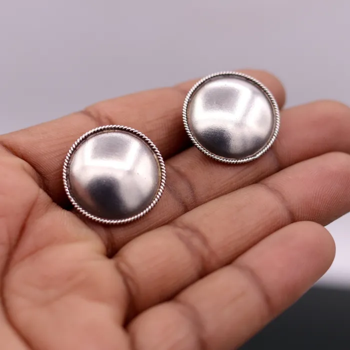 Vintage design 925 sterling silver plain style handmade round design fabulous Stud earrings tribal jewelry from Rajasthan india s523 TRIBAL ORNAMENTS Earrings Vintage design 925 sterling silver plain style handmade round design fabulous Stud earrings tribal jewelry from Rajasthan india s523 TRIBAL ORNAMENTS Earrings