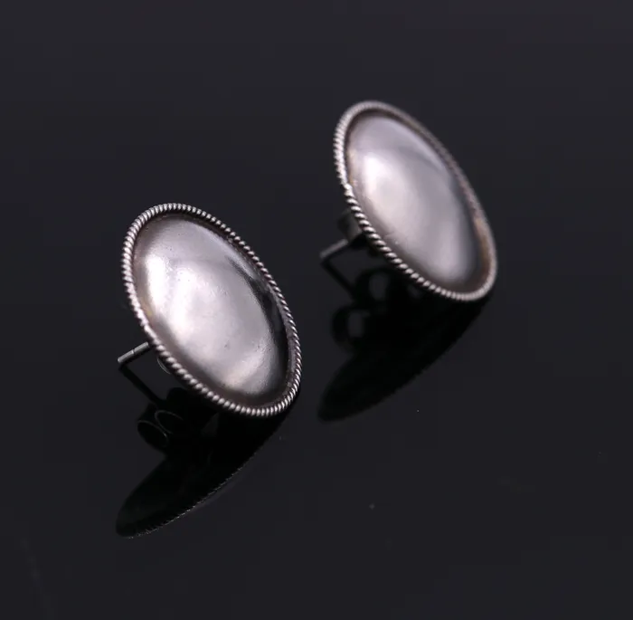 Vintage design 925 sterling silver plain style handmade round design fabulous Stud earrings tribal jewelry from Rajasthan india s523 TRIBAL ORNAMENTS Earrings
