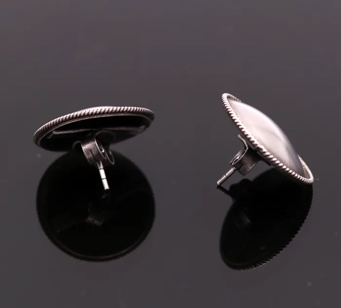 Vintage design 925 sterling silver plain style handmade round design fabulous Stud earrings tribal jewelry from Rajasthan india s523 TRIBAL ORNAMENTS Earrings