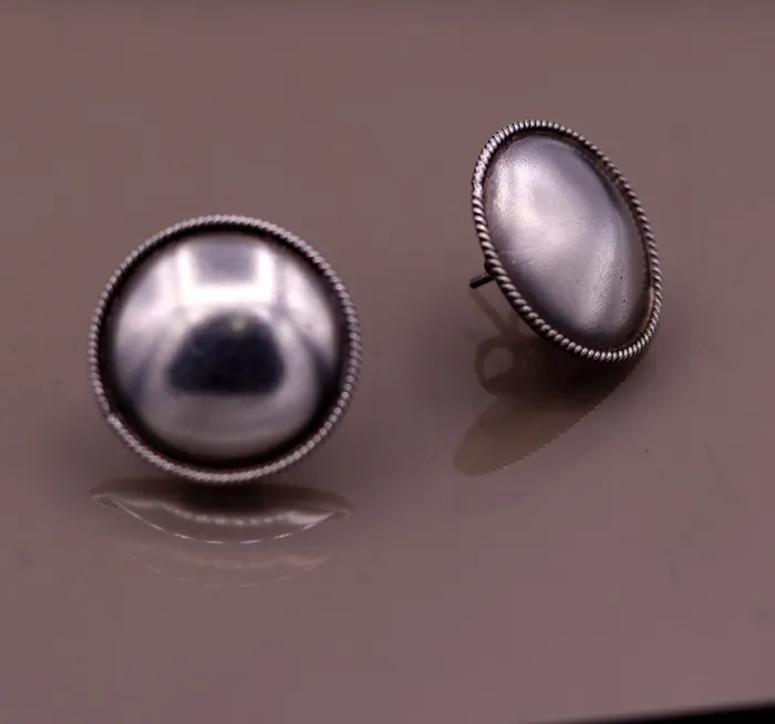 Vintage design 925 sterling silver plain style handmade round design fabulous Stud earrings tribal jewelry from Rajasthan india s523 TRIBAL ORNAMENTS Earrings