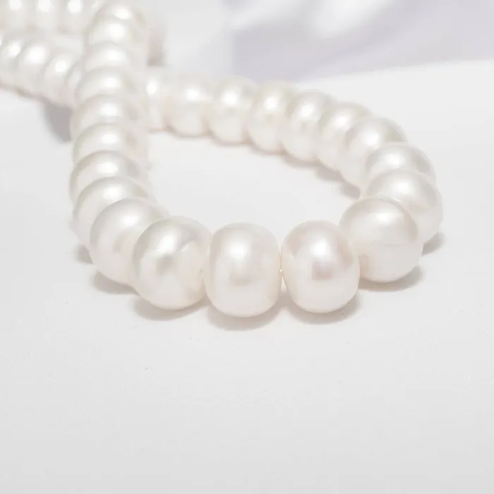 White Freshwater Pearl Necklace WN00485 Pearly Lustre Necklaces
