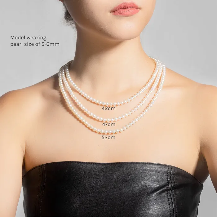 White Freshwater Pearl Necklace WN00485 Pearly Lustre Necklaces